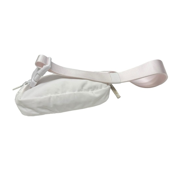 Lululemon‎ Everywhere Belt Bag 1L White Opal - Picture 6 of 9
